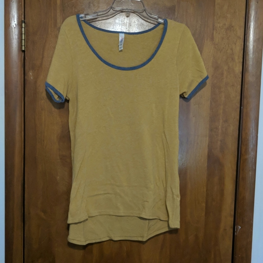 LulaRoe Classic Tee